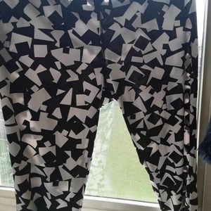 Black&white geometric leggings